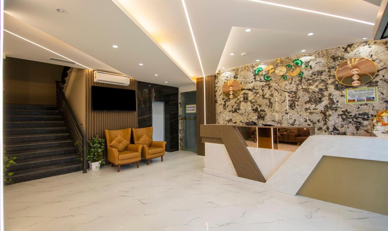 Hotel Treebo The Armani Near Igi Airport Nueva Delhi Exterior foto